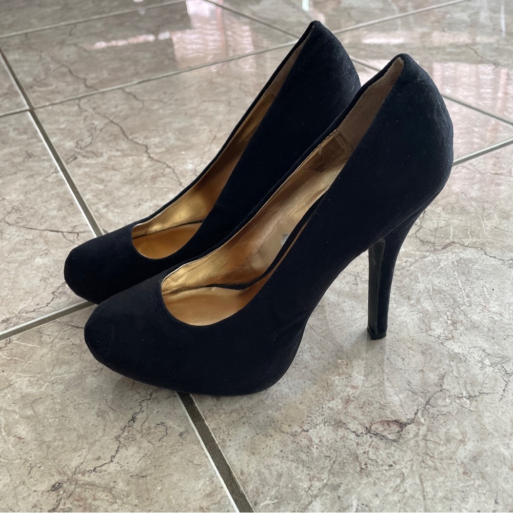 Mossimo Black Faux Suede  Stilettos High Heels Shoes Woman’s Size 8